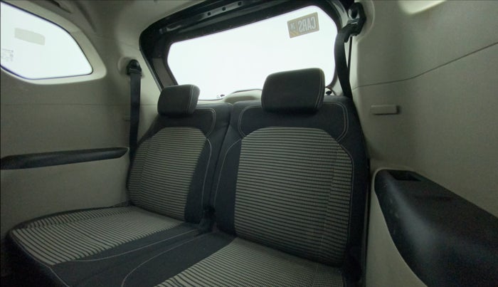 2022 Renault TRIBER RXT LIMITED EDITION AMT, Petrol, Automatic, 29,762 km, Third Seat Row ( optional )