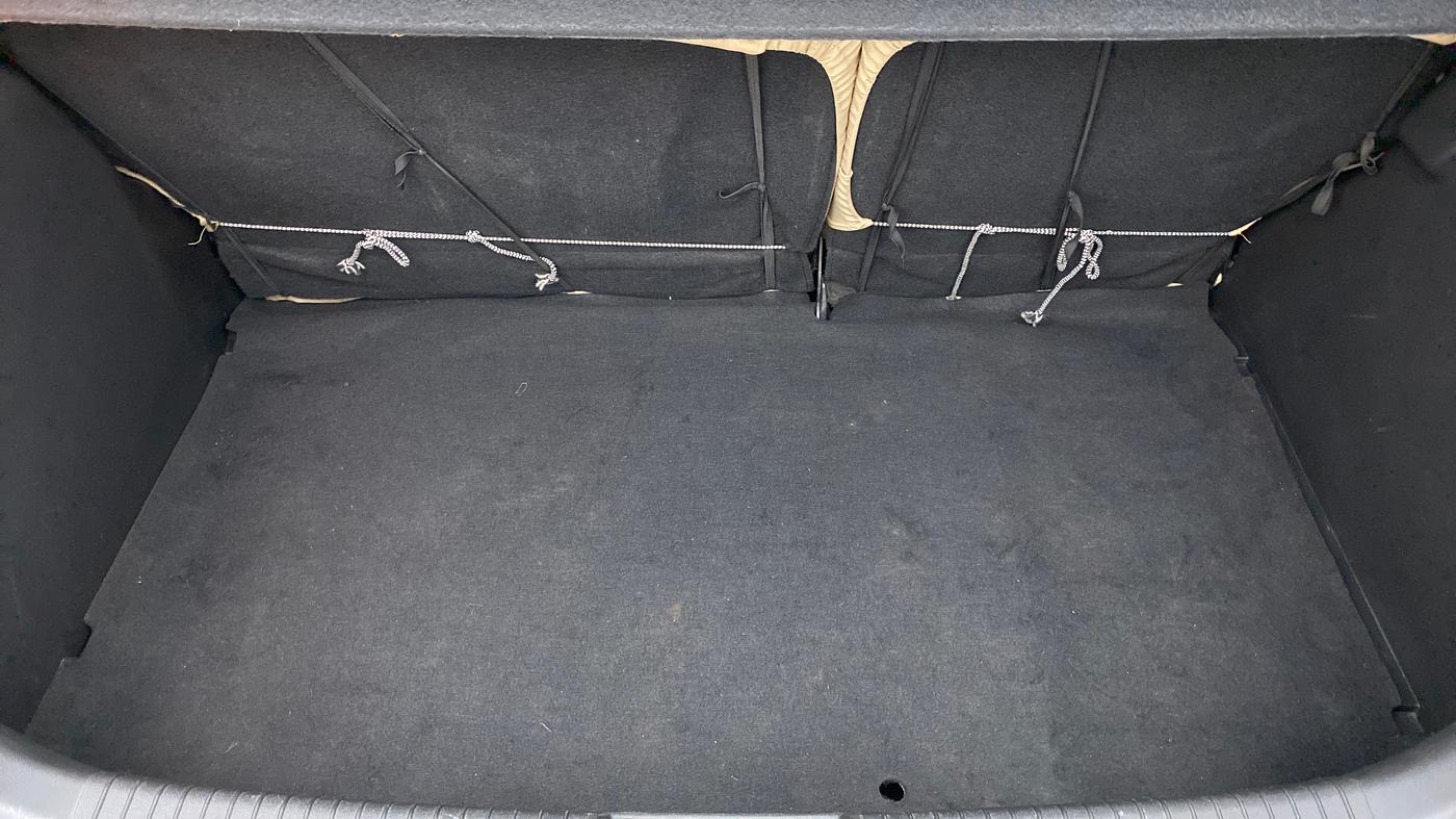 2013 Hyundai i20 ASTA 1.2, Petrol, Manual, 39,652 km, Boot Inside