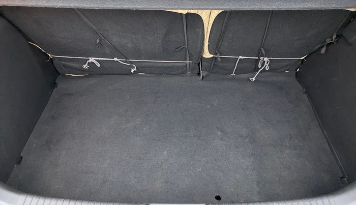 2013 Hyundai i20 ASTA 1.2, Petrol, Manual, 39,652 km, Boot Inside