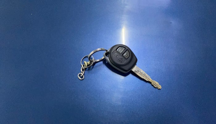 2016 Maruti Baleno DELTA PETROL 1.2, Petrol, Manual, 58,393 km, Key Close Up