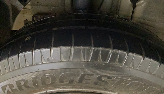 2017 Hyundai Elite i20 SPORTZ 1.2, Petrol, Manual, 90,588 km, Right Rear Tyre Tread