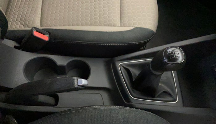 2017 Hyundai Elite i20 SPORTZ 1.2, Petrol, Manual, 90,588 km, Gear Lever