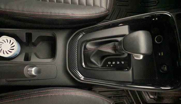 2021 KIA SONET GTX PLUS 1.0 DCT, Petrol, Automatic, 35,600 km, Gear Lever