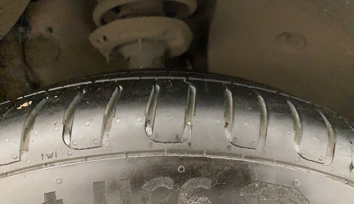 2021 KIA SONET GTX PLUS 1.0 DCT, Petrol, Automatic, 35,600 km, Right Front Tyre Tread