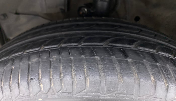 2014 Honda City SV CVT PETROL, Petrol, Automatic, 70,000 km, Left Front Tyre Tread