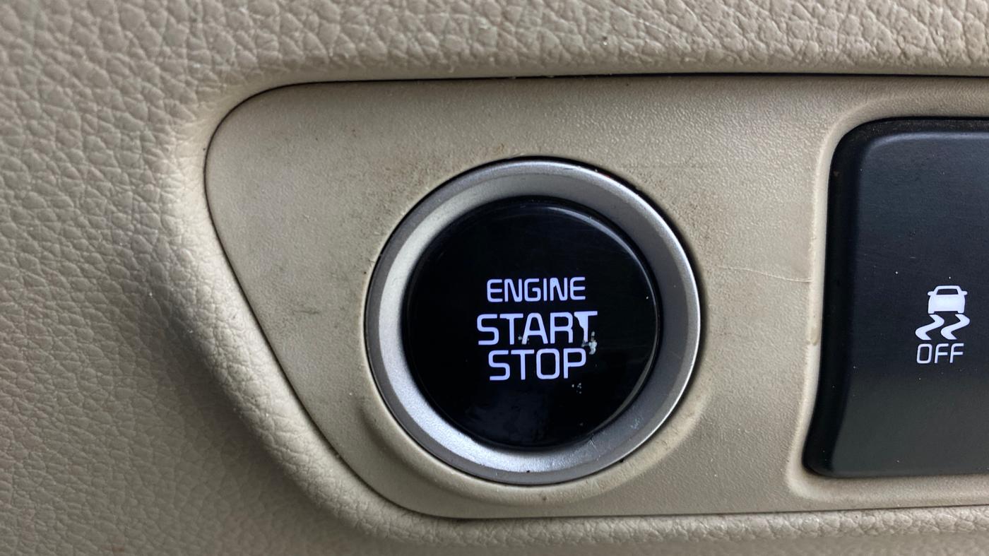 2023 KIA CARENS LUXURY PLUS 1.5 DIESEL AT 7 STR, Diesel, Automatic, 69,779 km, Keyless Start/ Stop Button