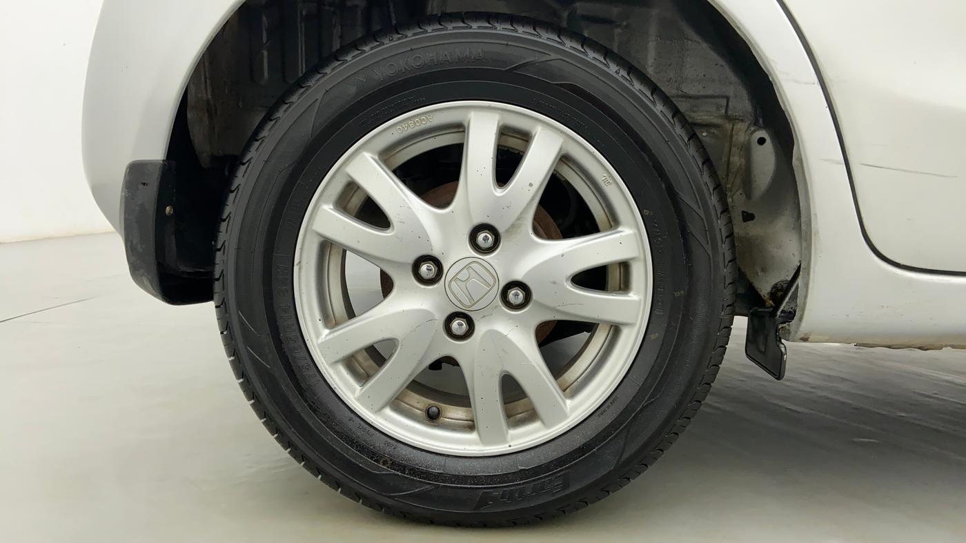 2015 Honda Brio 1.2 VX AT I VTEC, Petrol, Automatic, 26,251 km, Right Rear Wheel