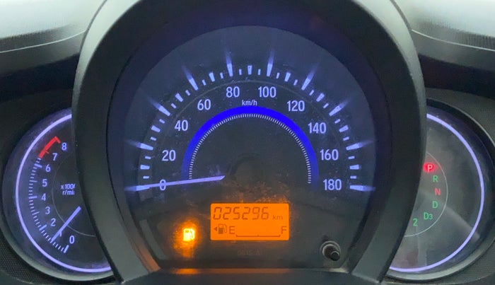 2015 Honda Brio 1.2 VX AT I VTEC, Petrol, Automatic, 26,251 km, Odometer Image