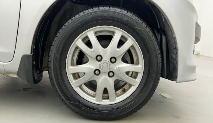 2015 Honda Brio 1.2 VX AT I VTEC, Petrol, Automatic, 26,251 km, Right Front Wheel
