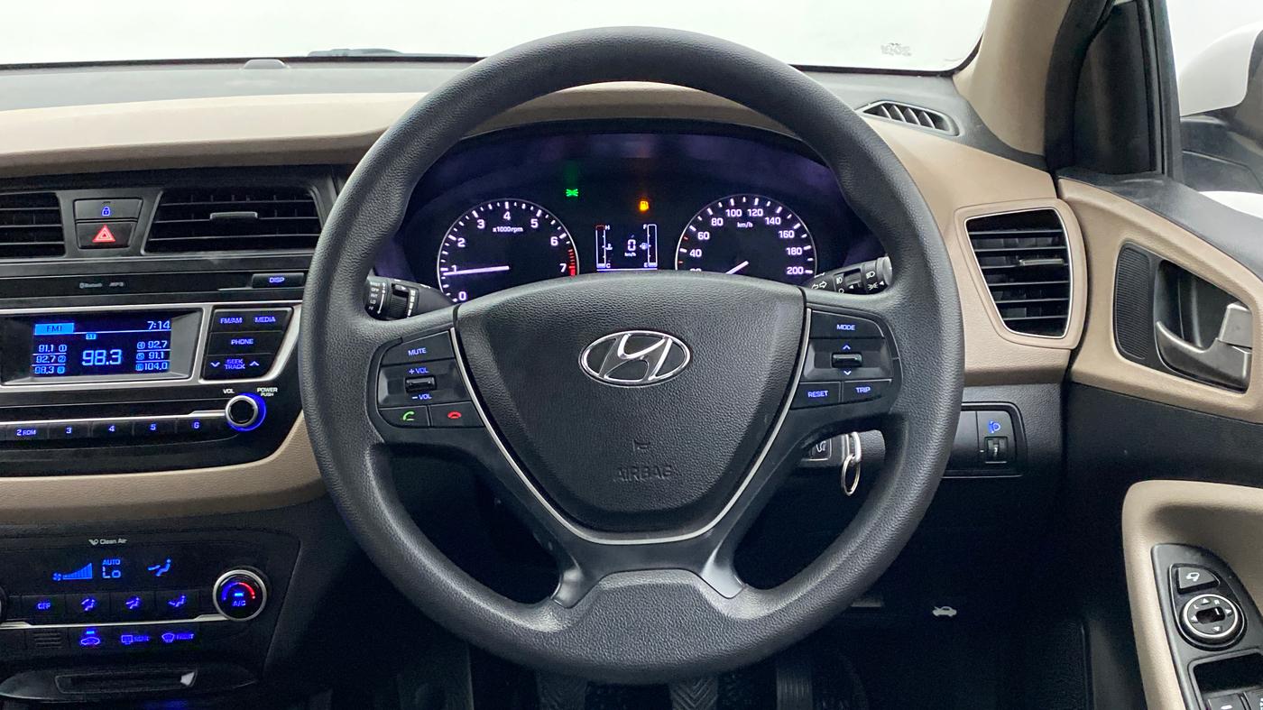 2016 Hyundai Elite i20 SPORTZ 1.2, Petrol, Manual, 38,811 km, Steering Wheel Close Up