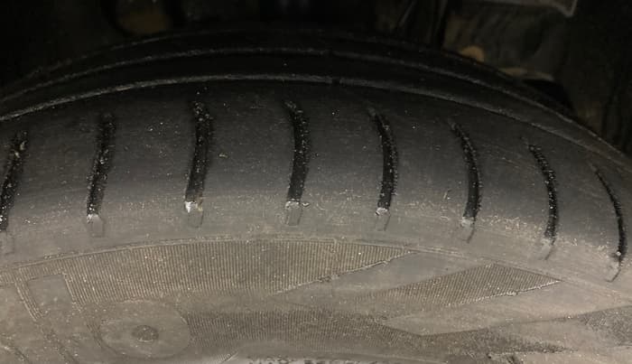 2021 Tata TIGOR XZ PETROL, Petrol, Manual, 1,22,399 km, Right Front Tyre Tread