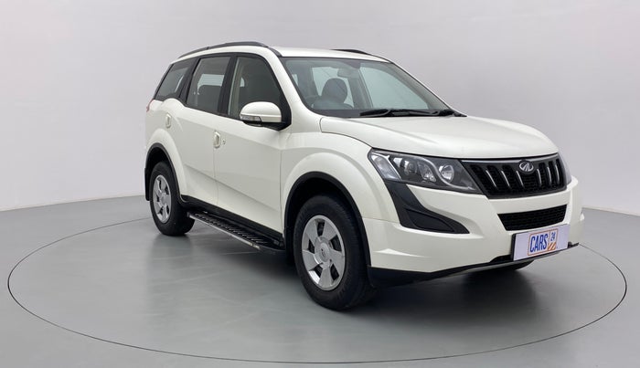 2016 Mahindra XUV500 W6 4X2, Diesel, Manual, 77,738 km, Right Front Diagonal