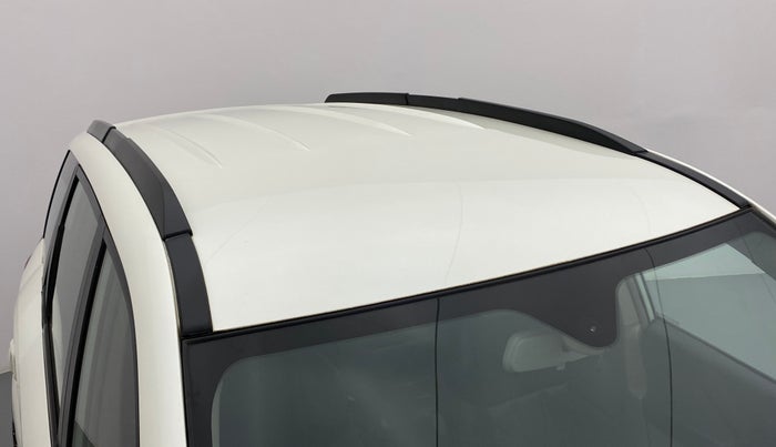 2016 Mahindra XUV500 W6 4X2, Diesel, Manual, 77,738 km, Roof
