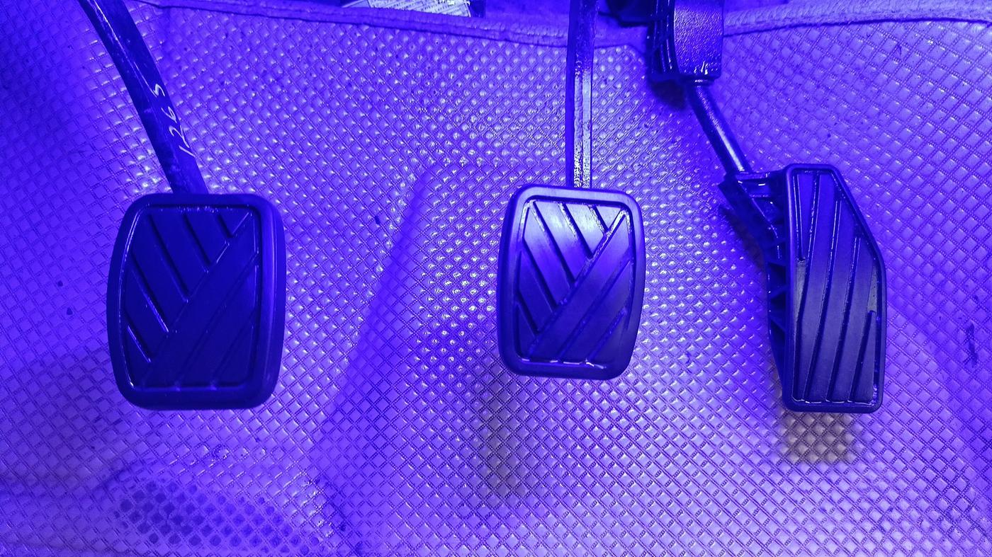 2018 Maruti Dzire LXI, Petrol, Manual, 41,826 km, Pedals
