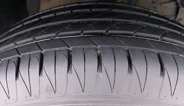 2021 Maruti Vitara Brezza ZXI +, Petrol, Manual, 7,976 km, Right Front Tyre Tread