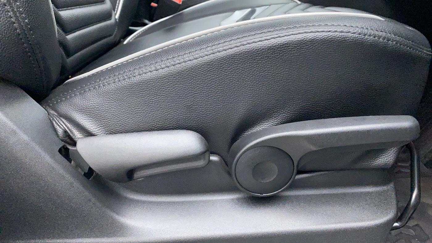2021 Maruti Vitara Brezza ZXI +, Petrol, Manual, 7,976 km, Driver Side Adjustment Panel