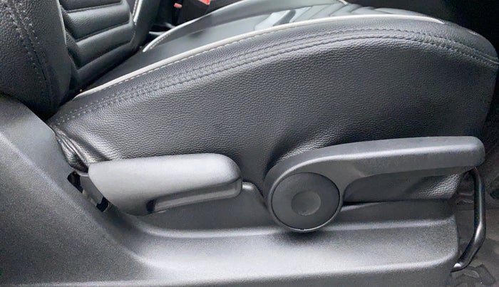 2021 Maruti Vitara Brezza ZXI +, Petrol, Manual, 7,976 km, Driver Side Adjustment Panel