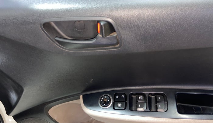 2014 Hyundai Grand i10 MAGNA 1.2 KAPPA VTVT, Petrol, Manual, 87,940 km, Driver Side Door Panels Control