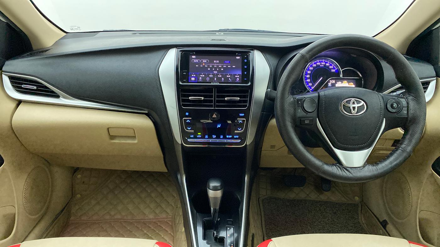 2018 Toyota YARIS G CVT, Petrol, Automatic, 56,714 km, Dashboard