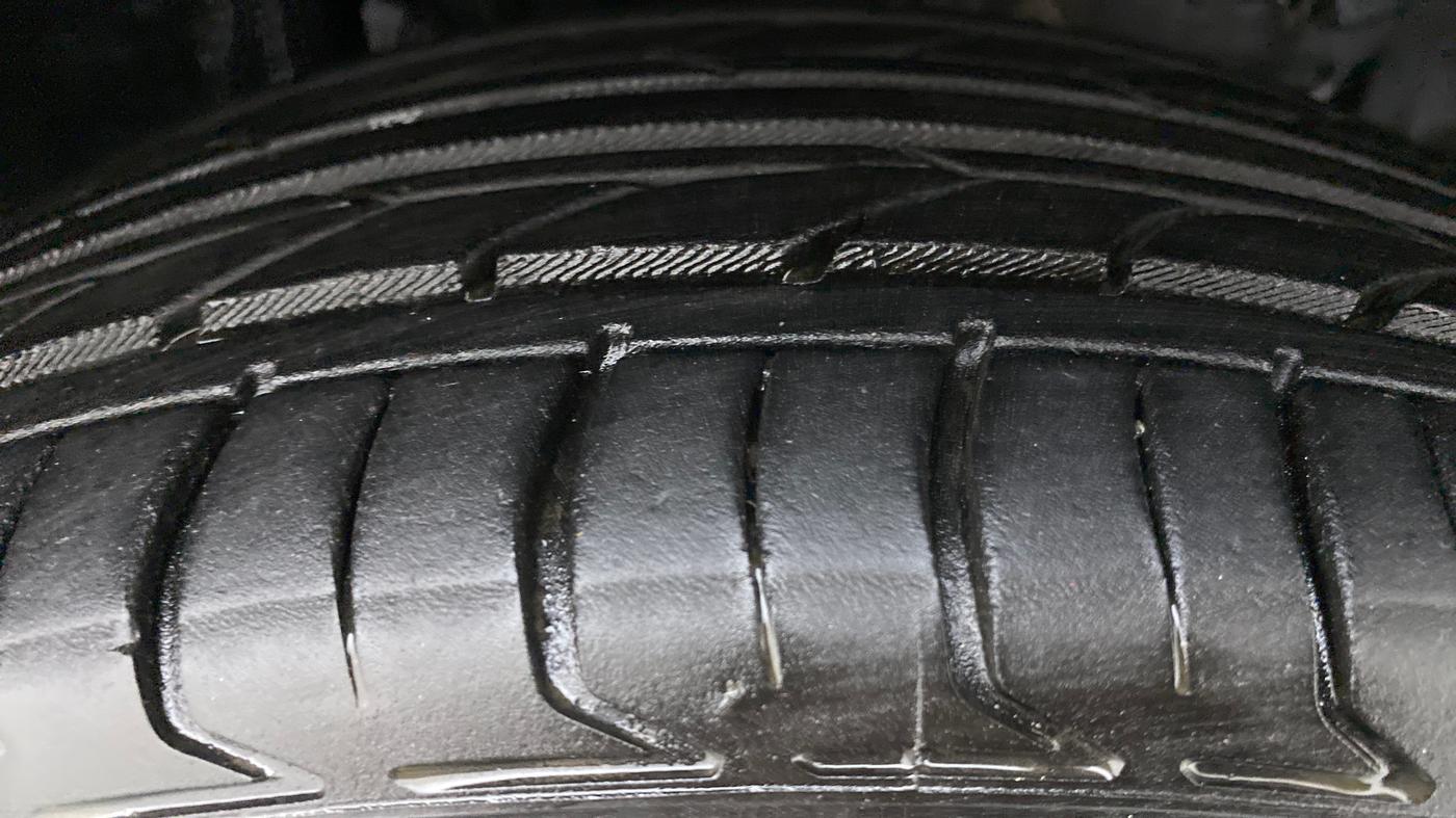 2018 Toyota YARIS G CVT, Petrol, Automatic, 56,714 km, Right Front Tyre Tread