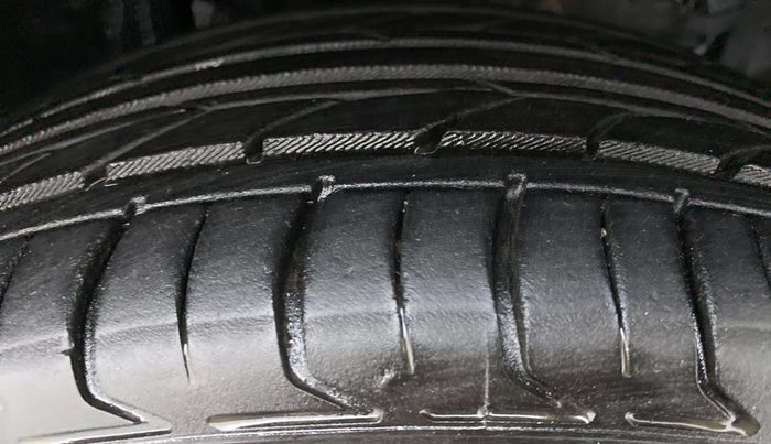2018 Toyota YARIS G CVT, Petrol, Automatic, 56,714 km, Right Front Tyre Tread