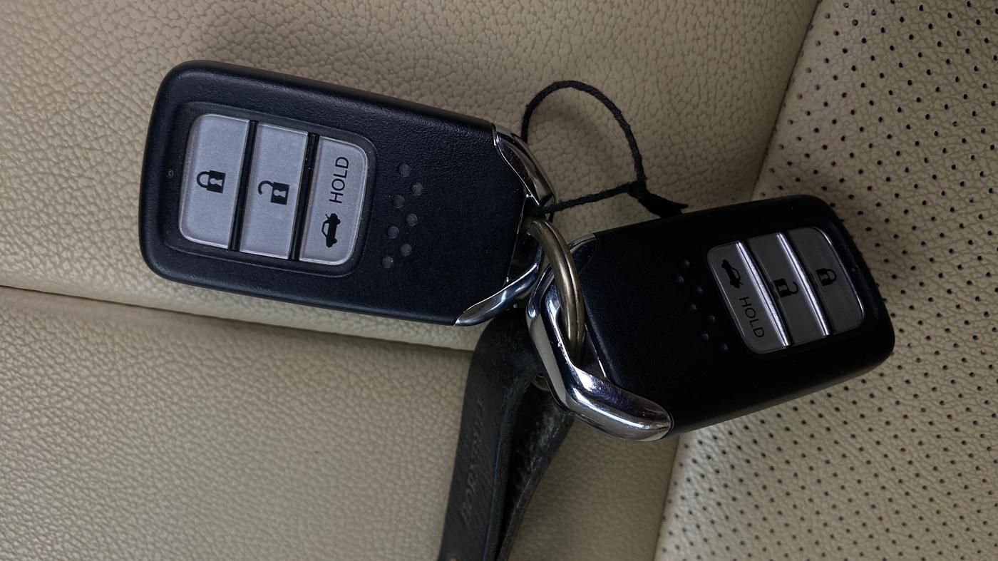 2021 Honda City 1.5L I-VTEC ZX, Petrol, Manual, 69,601 km, Key Close Up