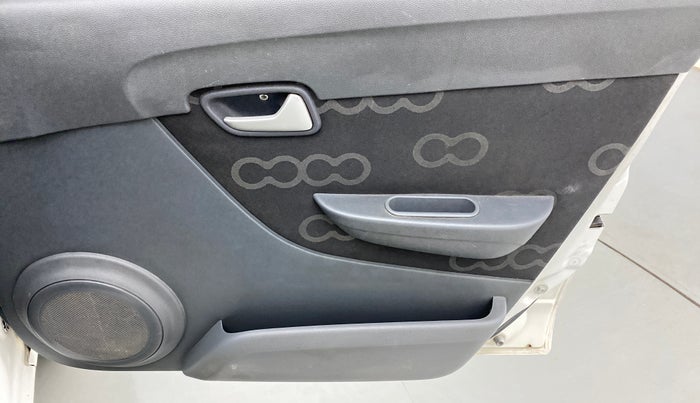 2013 Maruti Alto 800 VXI, Petrol, Manual, 76,544 km, Driver Side Door Panels Control