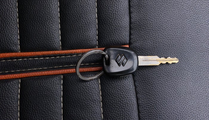 2017 Maruti Alto K10 VXI (O) AMT, Petrol, Automatic, 52,170 km, Key Close Up