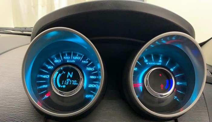 2021 Mahindra XUV500 W9, Diesel, Manual, 1,13,770 km, Odometer Image