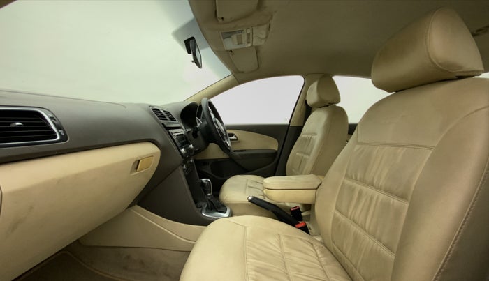 2011 Volkswagen Vento HIGHLINE PETROL AT, Petrol, Automatic, 67,403 km, Right Side Front Door Cabin