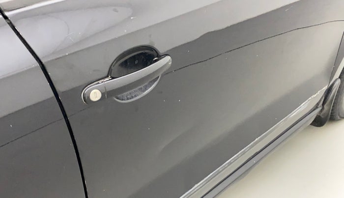 2011 Volkswagen Vento HIGHLINE PETROL AT, Petrol, Automatic, 67,403 km, Driver-side door - Slightly dented