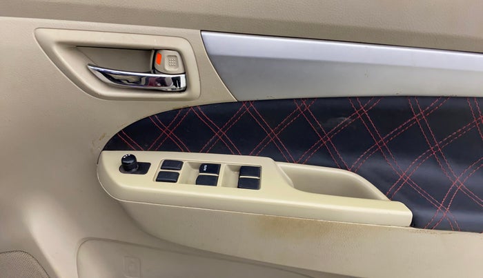 2013 Maruti Ertiga VXI CNG, CNG, Manual, 70,915 km, Driver Side Door Panels Control