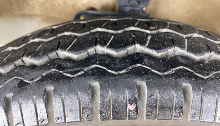 2019 Maruti Eeco 5 STR WITH AC PLUSHTR, Petrol, Manual, 9,625 km, Left Front Tyre Tread