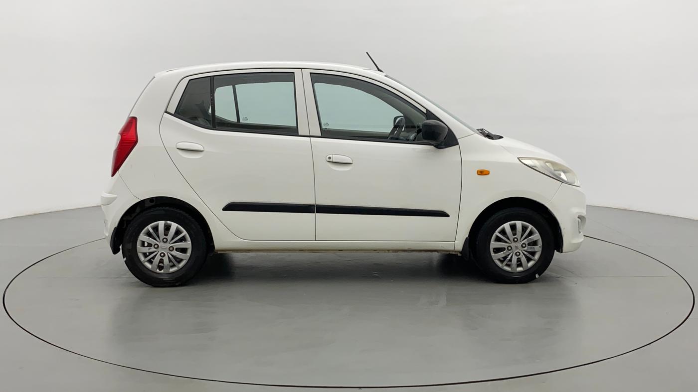 2015 Hyundai i10 SPORTZ 1.1 IRDE2, Petrol, Manual, 59,347 km, Right Side View