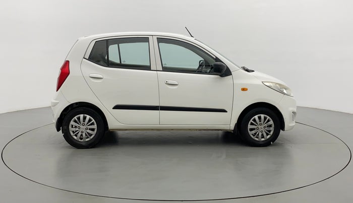 2015 Hyundai i10 SPORTZ 1.1 IRDE2, Petrol, Manual, 59,347 km, Right Side View
