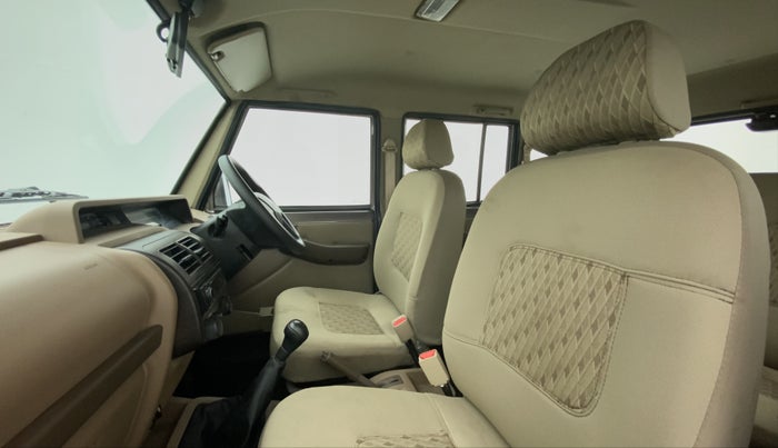 2022 Mahindra Bolero B6 (O), Diesel, Manual, 12,437 km, Right Side Front Door Cabin