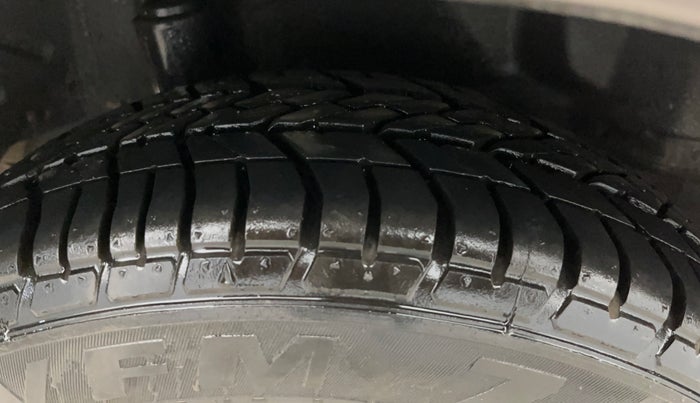 2017 Honda Amaze 1.2L I-VTEC S, Petrol, Manual, 59,822 km, Right Rear Tyre Tread