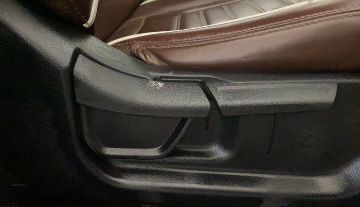 2022 Hyundai Creta EX 1.5 DIESEL, Diesel, Manual, 68,729 km, Driver Side Adjustment Panel