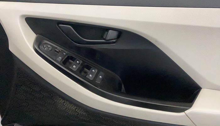 2022 Hyundai Creta EX 1.5 DIESEL, Diesel, Manual, 68,729 km, Driver Side Door Panels Control