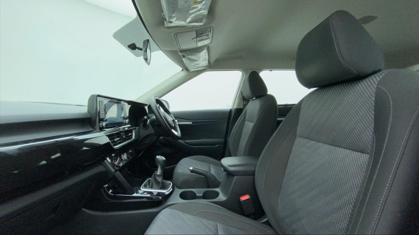 2021 KIA SELTOS HTK PLUS 1.5 DIESEL, Diesel, Manual, 38,557 km, Right Side Front Door Cabin