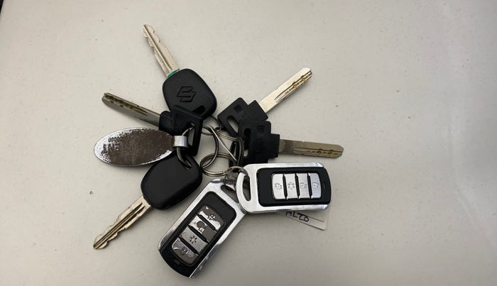 2016 Maruti Alto K10 LXI, Petrol, Manual, 49,688 km, Key Close Up