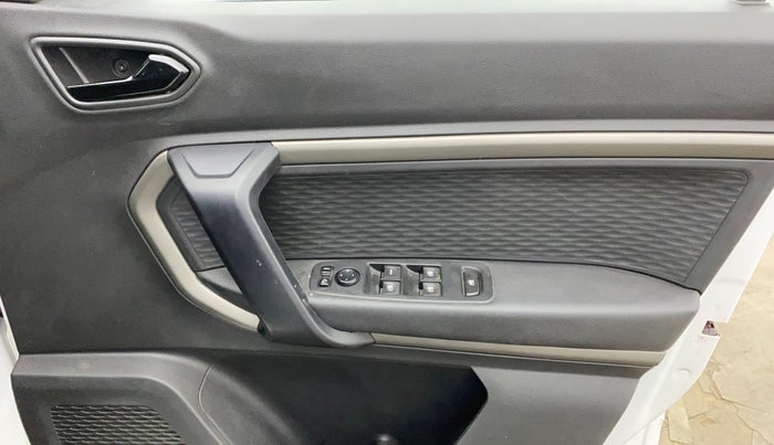 2021 Renault Kiger RXZ TURBO MT DUAL TONE, Petrol, Manual, 24,590 km, Driver Side Door Panels Control