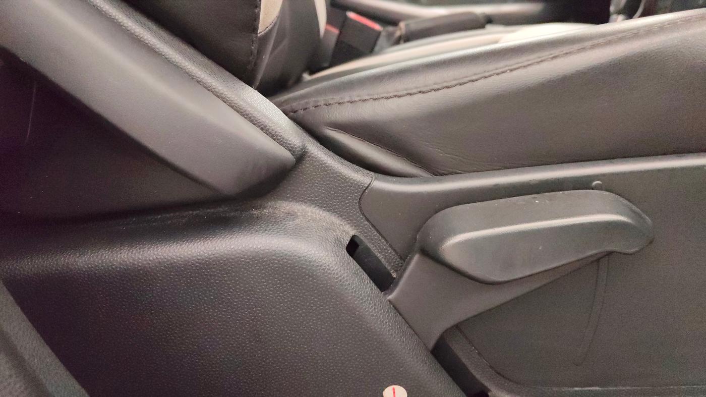 2018 Ford Ecosport TREND + 1.5L PETROL AT, Petrol, Automatic, 37,655 km, Driver Side Adjustment Panel