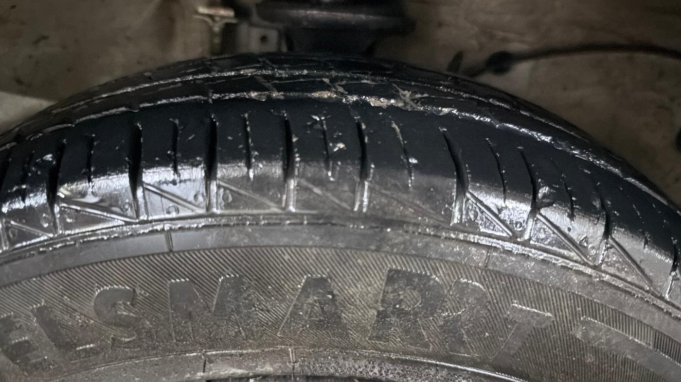 2020 Maruti Alto LXI, Petrol, Manual, 20,829 km, Right Front Tyre Tread