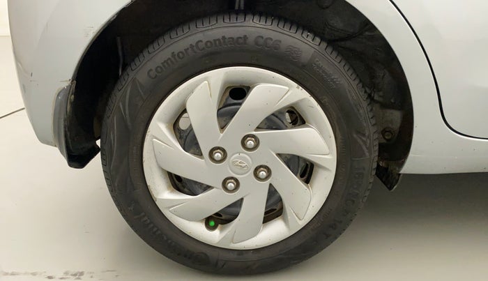 2019 Hyundai NEW SANTRO SPORTZ CNG, CNG, Manual, 55,530 km, Right Rear Wheel