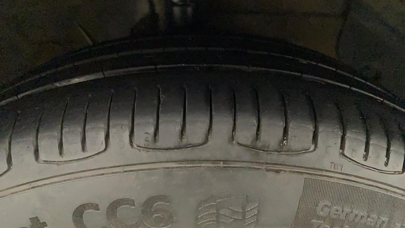 2019 Hyundai NEW SANTRO SPORTZ CNG, CNG, Manual, 55,530 km, Right Front Tyre Tread