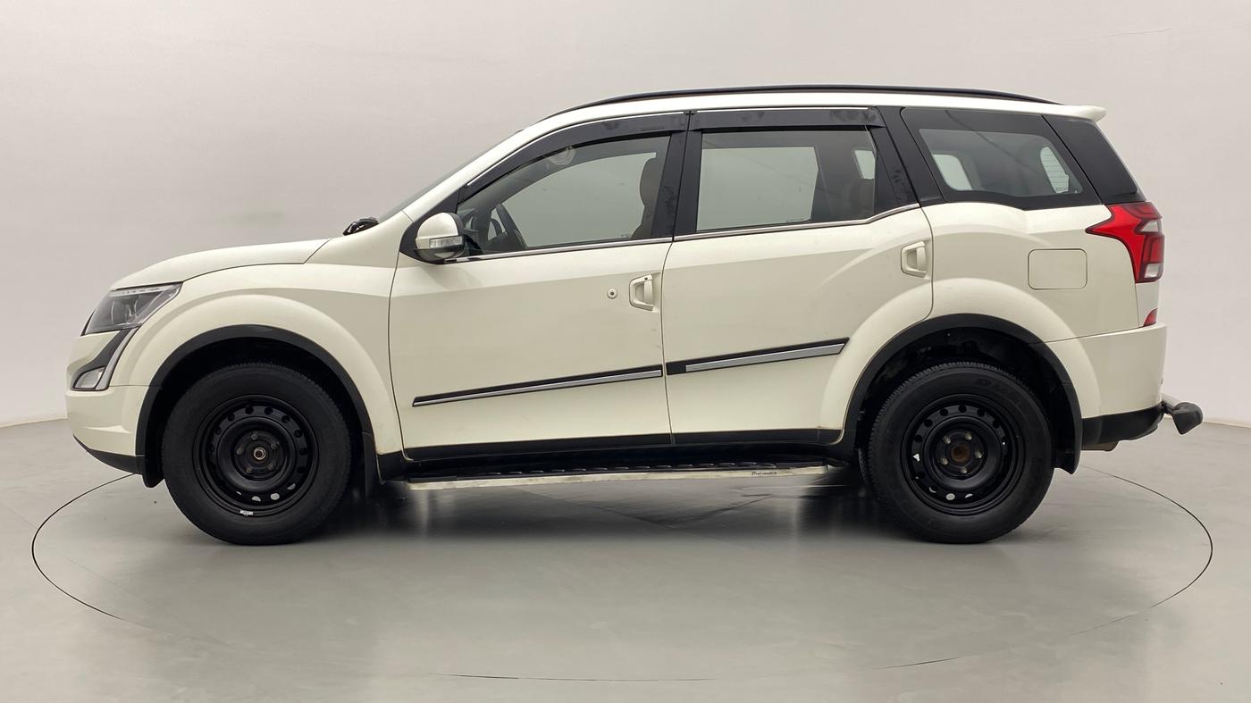 2019 Mahindra XUV500 W7 FWD, Diesel, Manual, 40,278 km, Left Side