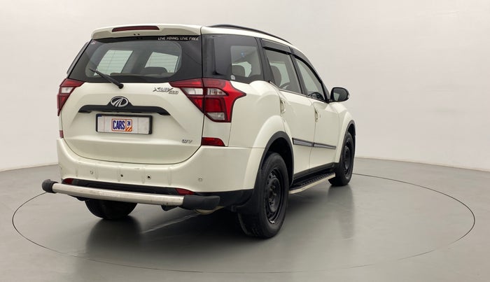 2019 Mahindra XUV500 W7 FWD, Diesel, Manual, 40,278 km, Right Back Diagonal