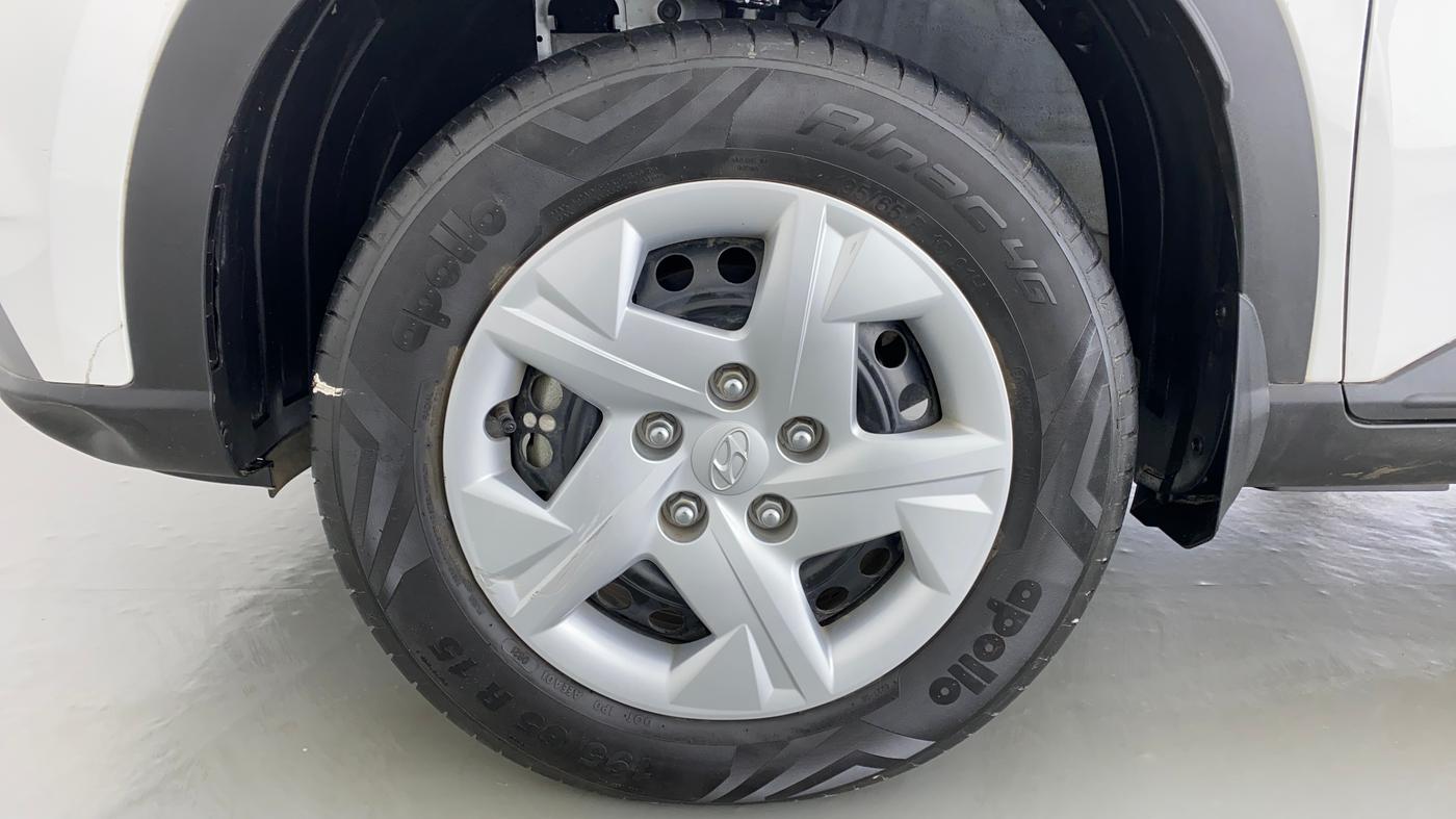 2021 Hyundai VENUE S MT 1.2 KAPPA, Petrol, Manual, 7,858 km, Left Front Wheel