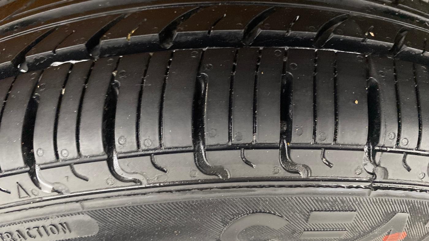 2020 Maruti S PRESSO VXI PLUS AMT, Petrol, Automatic, 36,209 km, Left Rear Tyre Tread